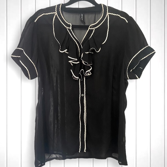 Jeanswest Tops Jeanswest Size 6 Black Sheer Cream Trim Short Raglan